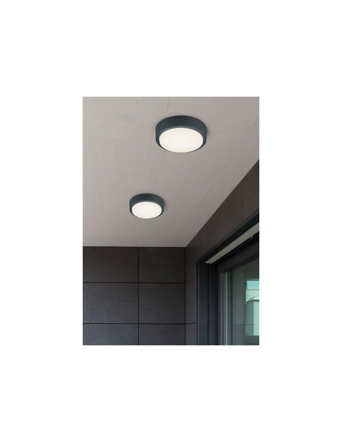 Aplique o plafón LED Breg 8.5W 850lm 3000K IP54 Trio Lighting instalado en techo exterior