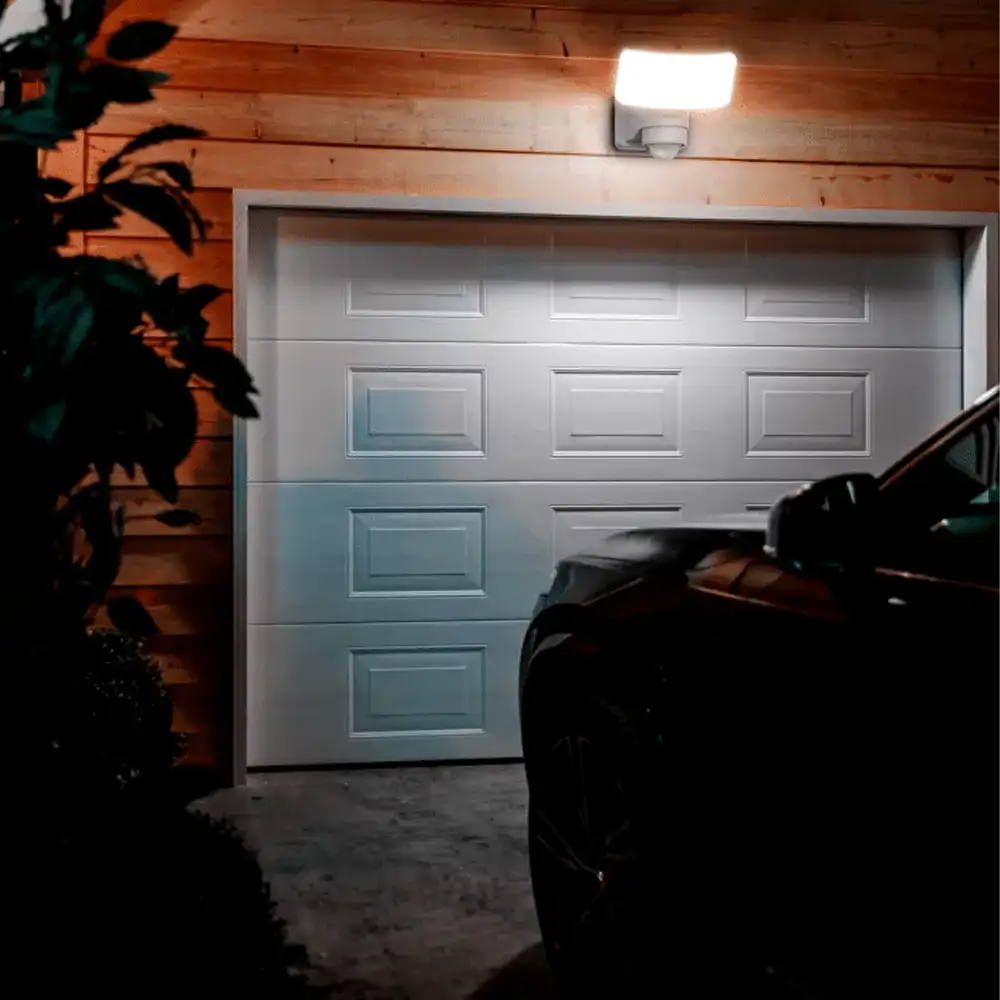 tiendas deco aplique tylus led 1 x 6w 5000k solar con sensor ultra eficiente blanco ip44 philips 5