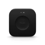 Bridge Pro para sistema Philips Hue vista frontal en fondo blanco.