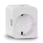 Vista frontal del enchufe inteligente WiZ blanco.