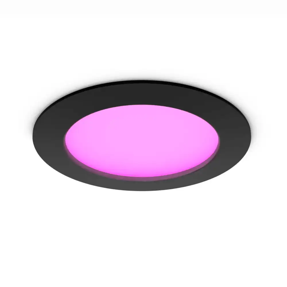Foco empotrado Downlight Slim G Philips Hue negro White & Color Ambiance IP44 encendido en color rosa.