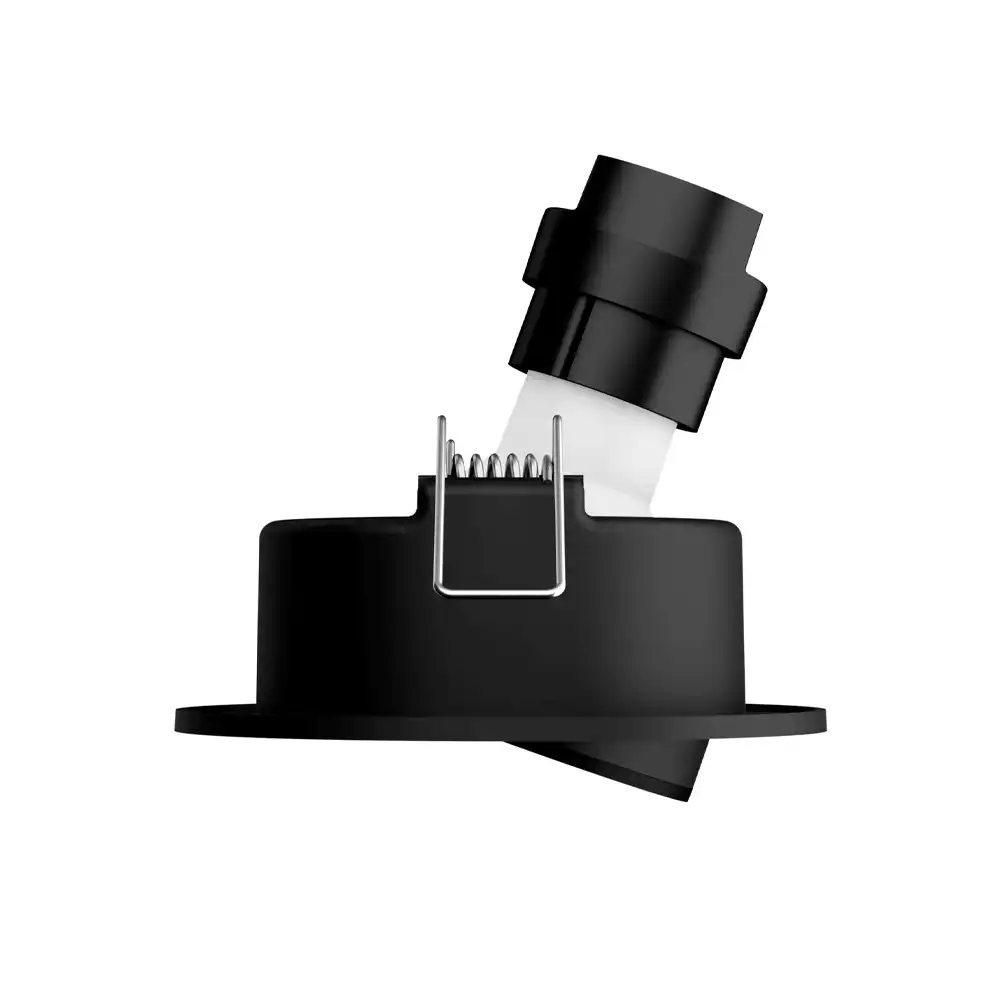 Foco empotrado Milliskin R Philips Hue LED 4.2W níquel White Ambience vista lateral inclinada.