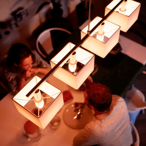 Pack 2 Bombillas Vela Philips Hue White Ambience 5,2W E14 - Imagen 5