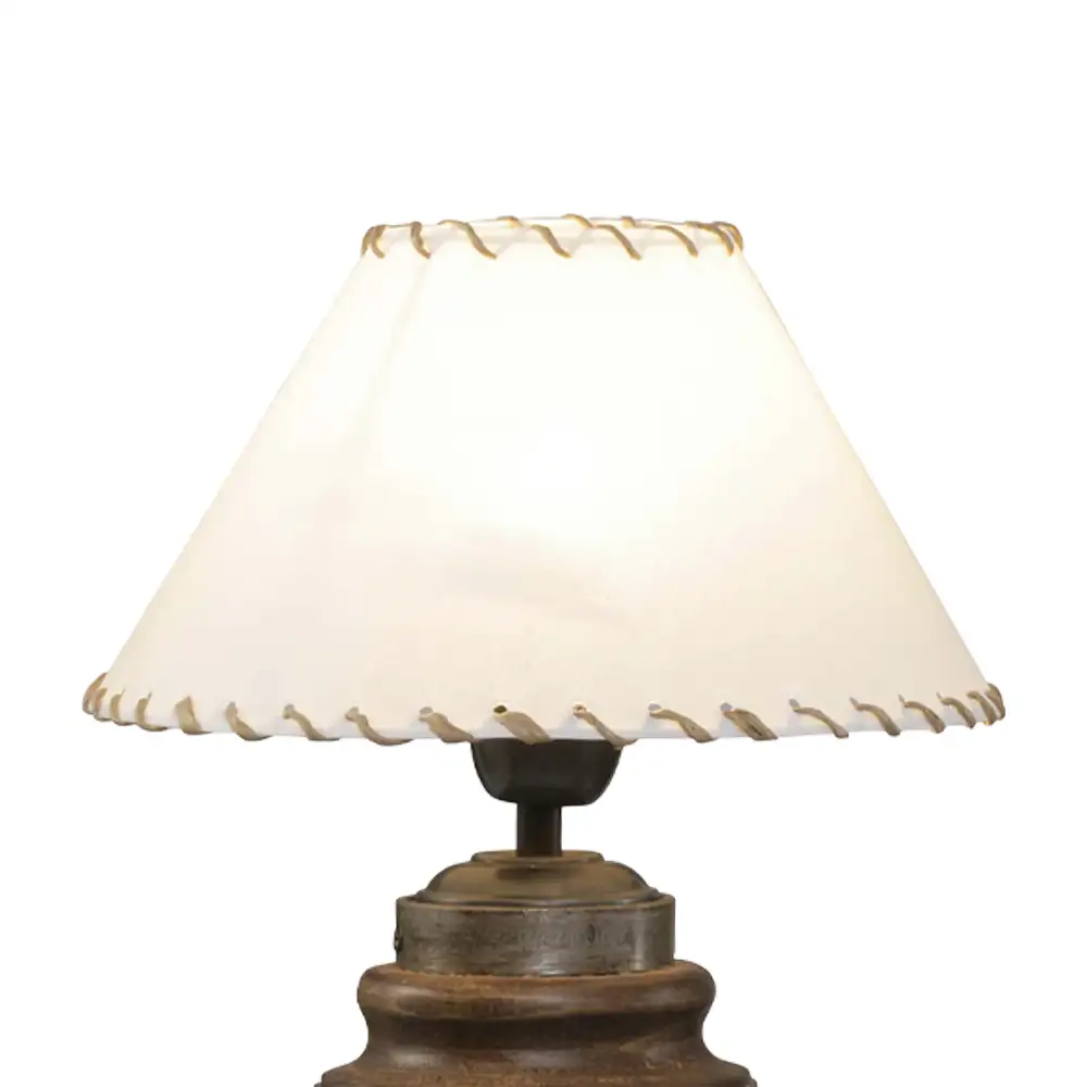 Portalámparas de sobremesa maza en madera con pantalla textil decorativa clásica Campiluz vista completa